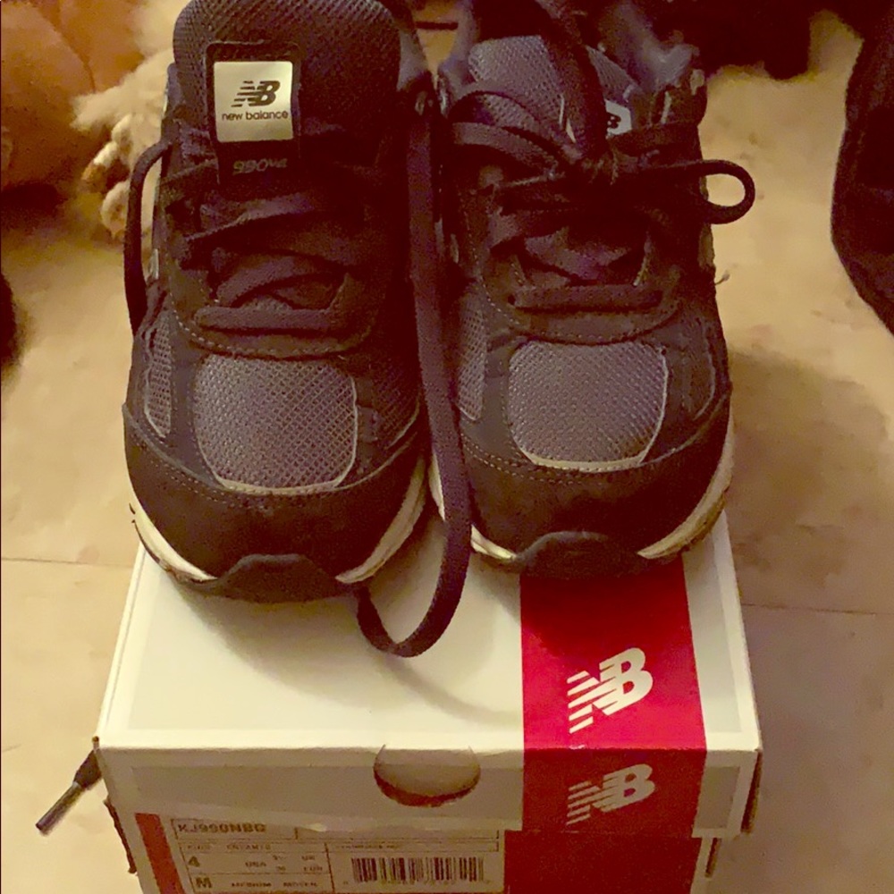 New balance 990v4